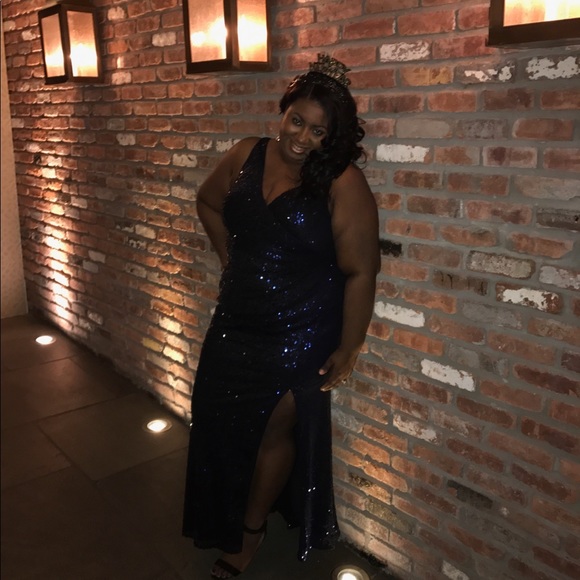 Meet your Posher, Electa - Picture 6 of 8